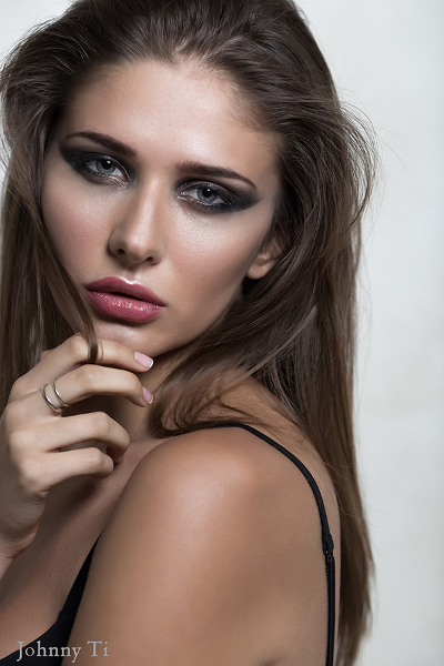 Miss BCBG Arina M